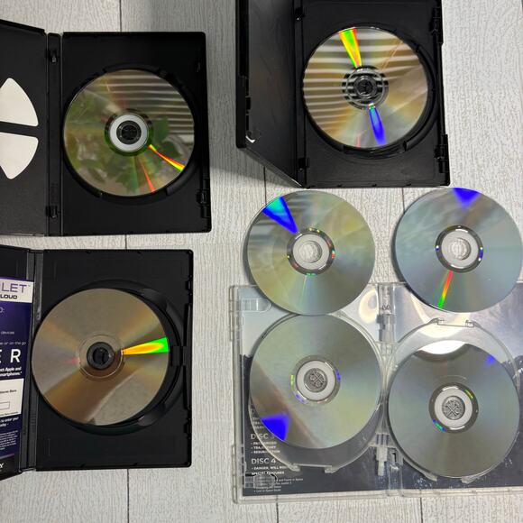 10 Movie DVD Bundle – Looper, Star Trek, The Gentlemen, Machine Gun Preacher - Picture 4 of 13